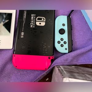 Nintendo switch animal crossing bundle, one thing cannot find the pastel blue